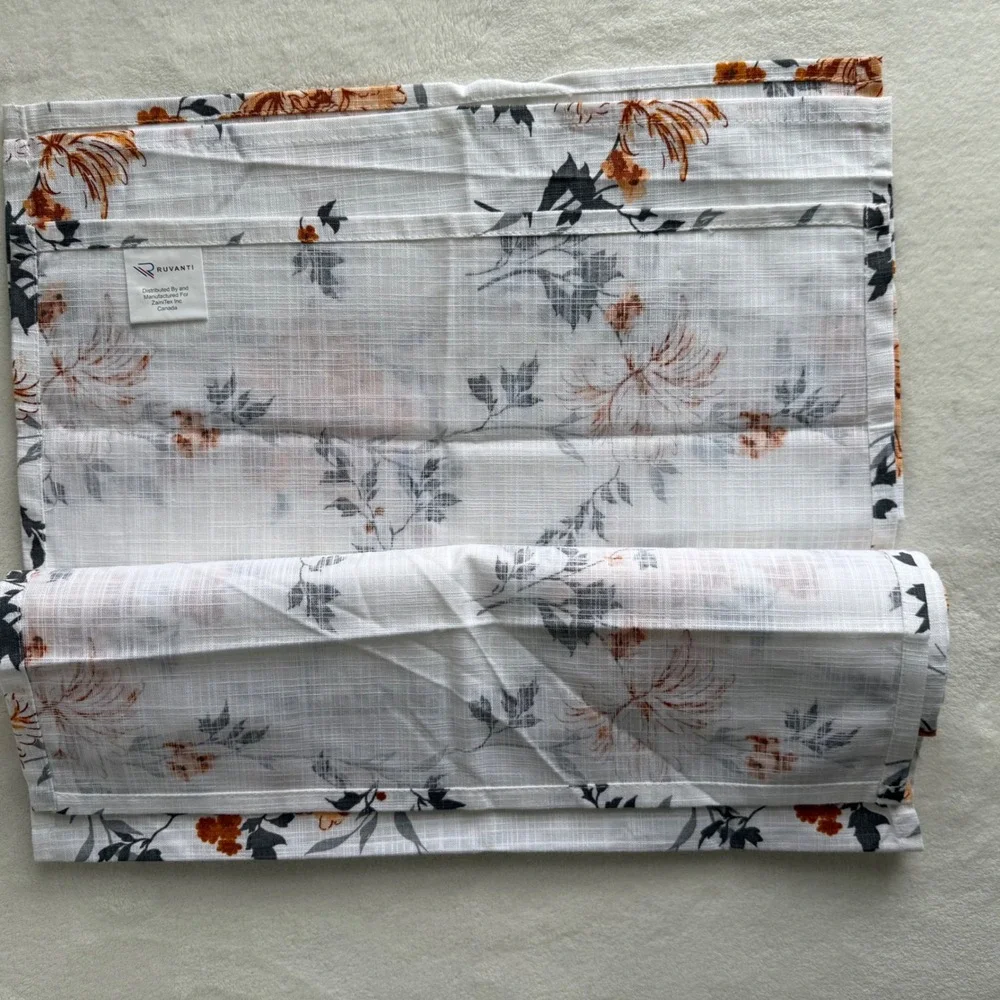 NWOT Ruvanti Set Of‎ Four Floral Cloth Napkins 100%Cotton 17x17